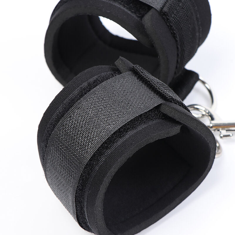 OHMAMA FETISH - FETISH NEOPRENE GAG WITH HAND CUFFS